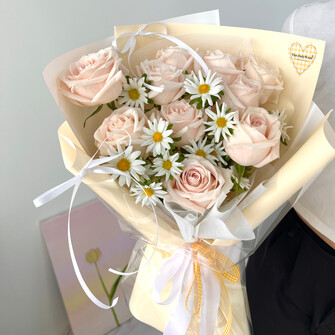Pisces roses w hana